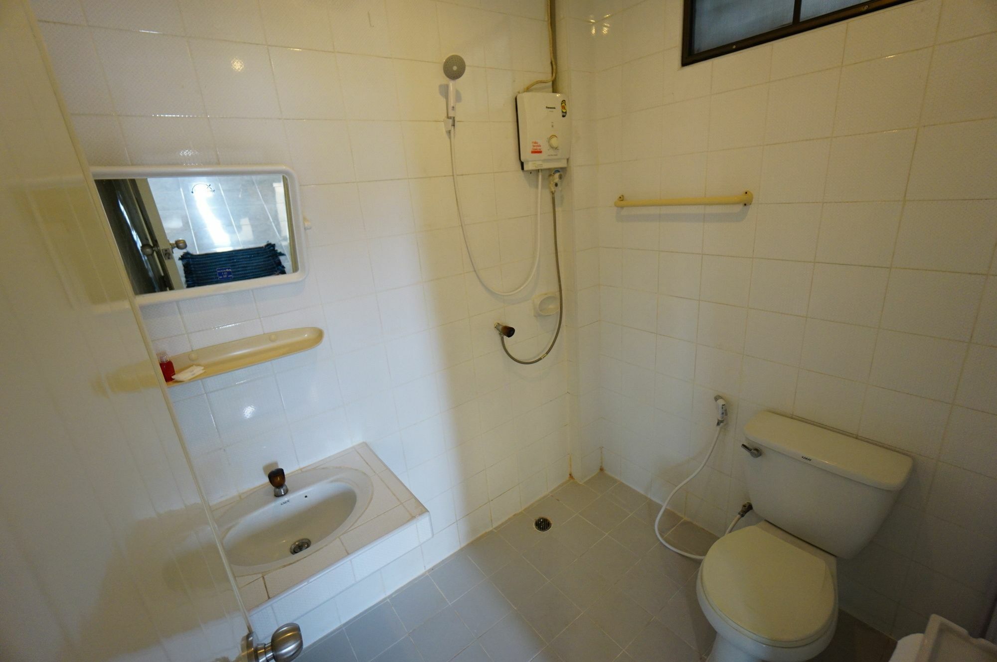 Kookkai House Hostel Patong Exterior photo