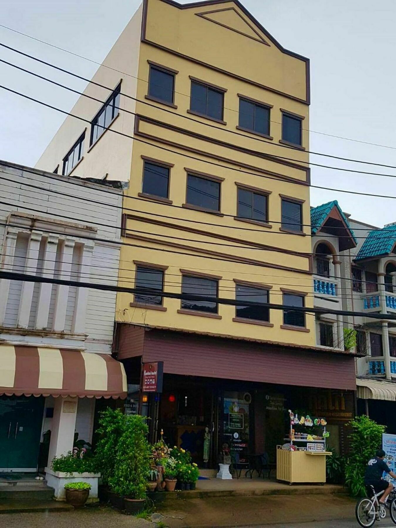 Kookkai House Hostel Patong Exterior photo