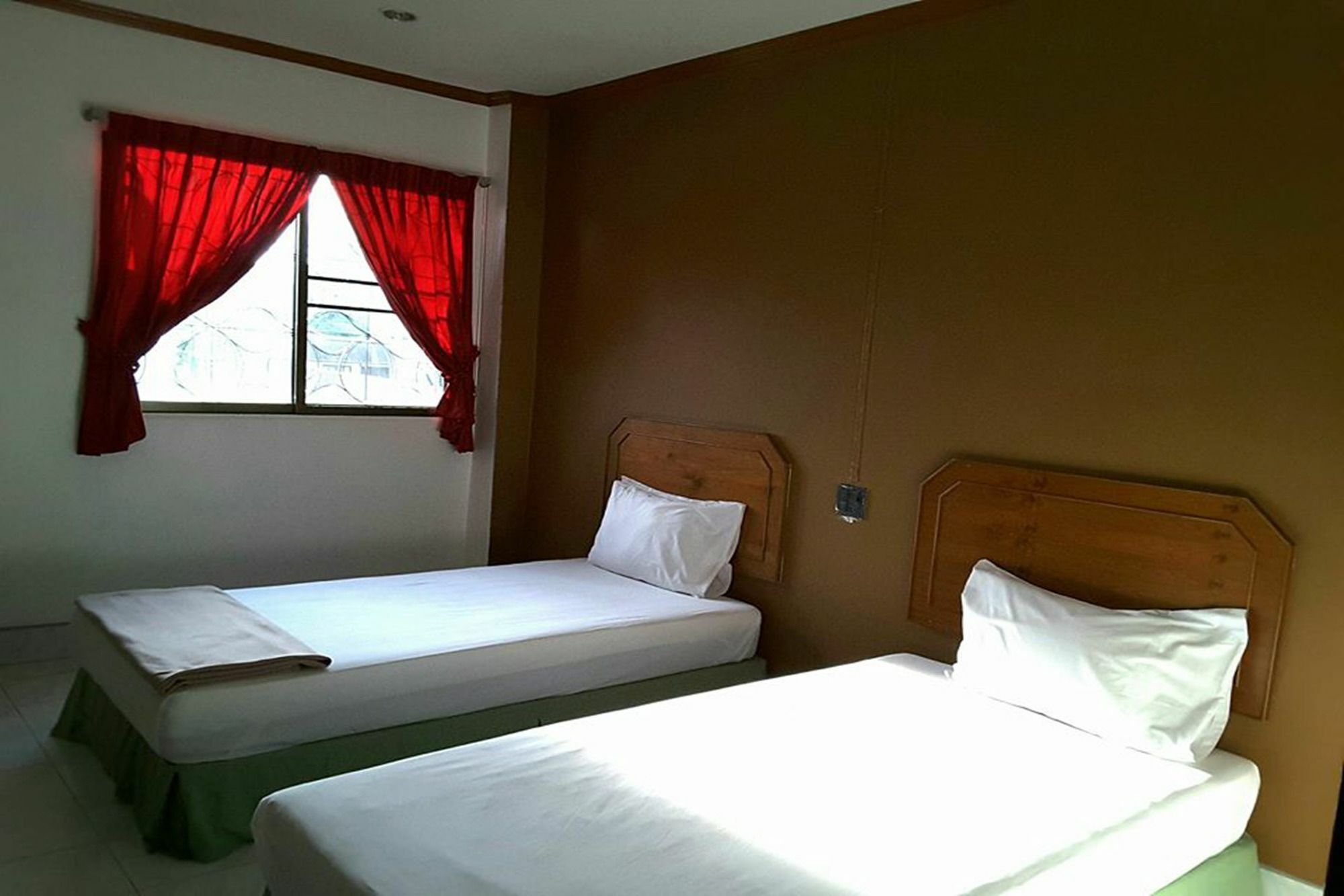 Kookkai House Hostel Patong Exterior photo